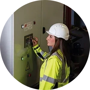 temoignage Ines BUT MT2E metiers transition efficacite energetiques